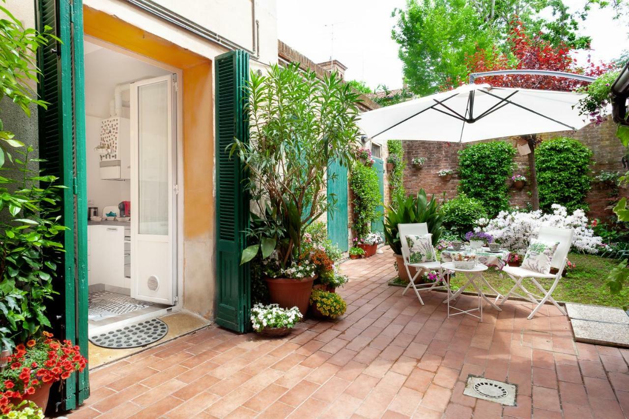 Un'Oasi Di Pace Apartamento Ferrara Exterior foto