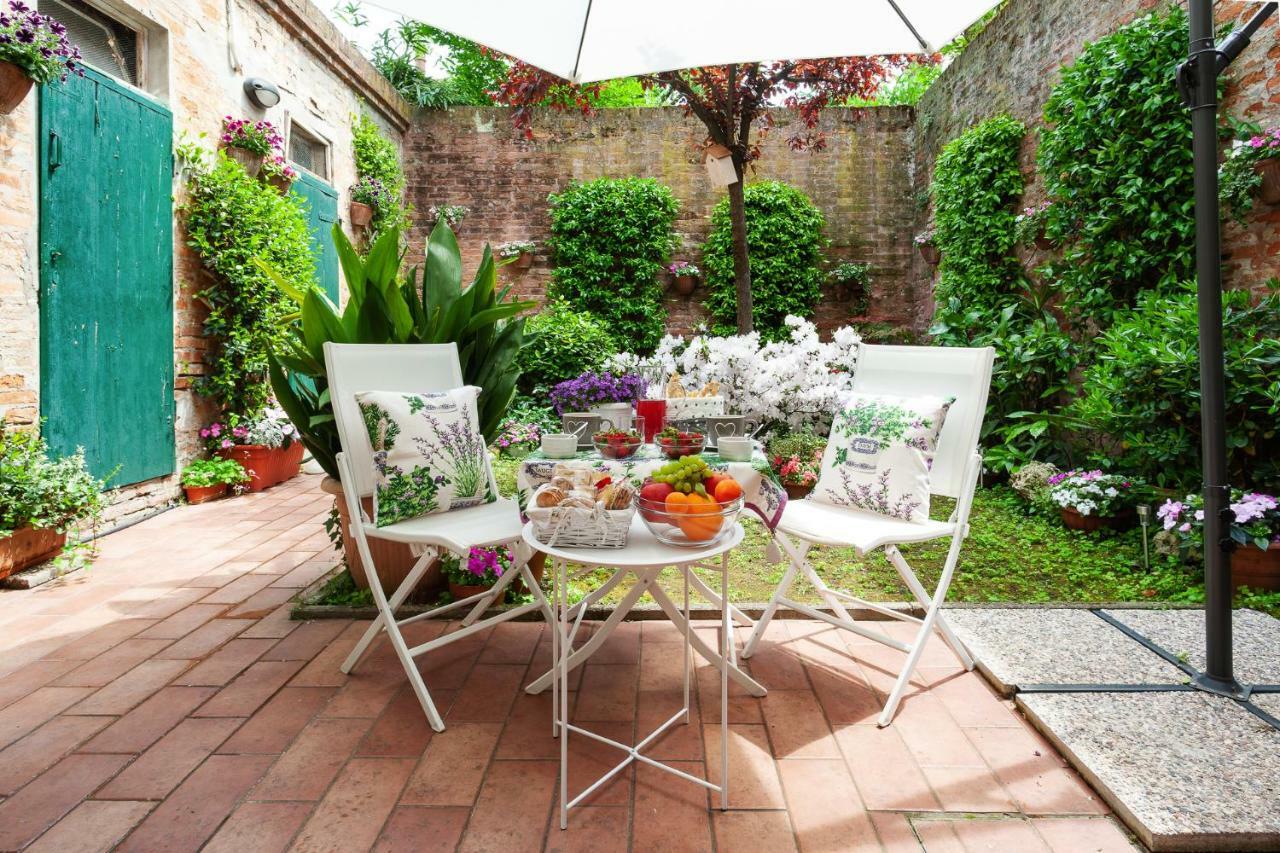 Un'Oasi Di Pace Apartamento Ferrara Exterior foto