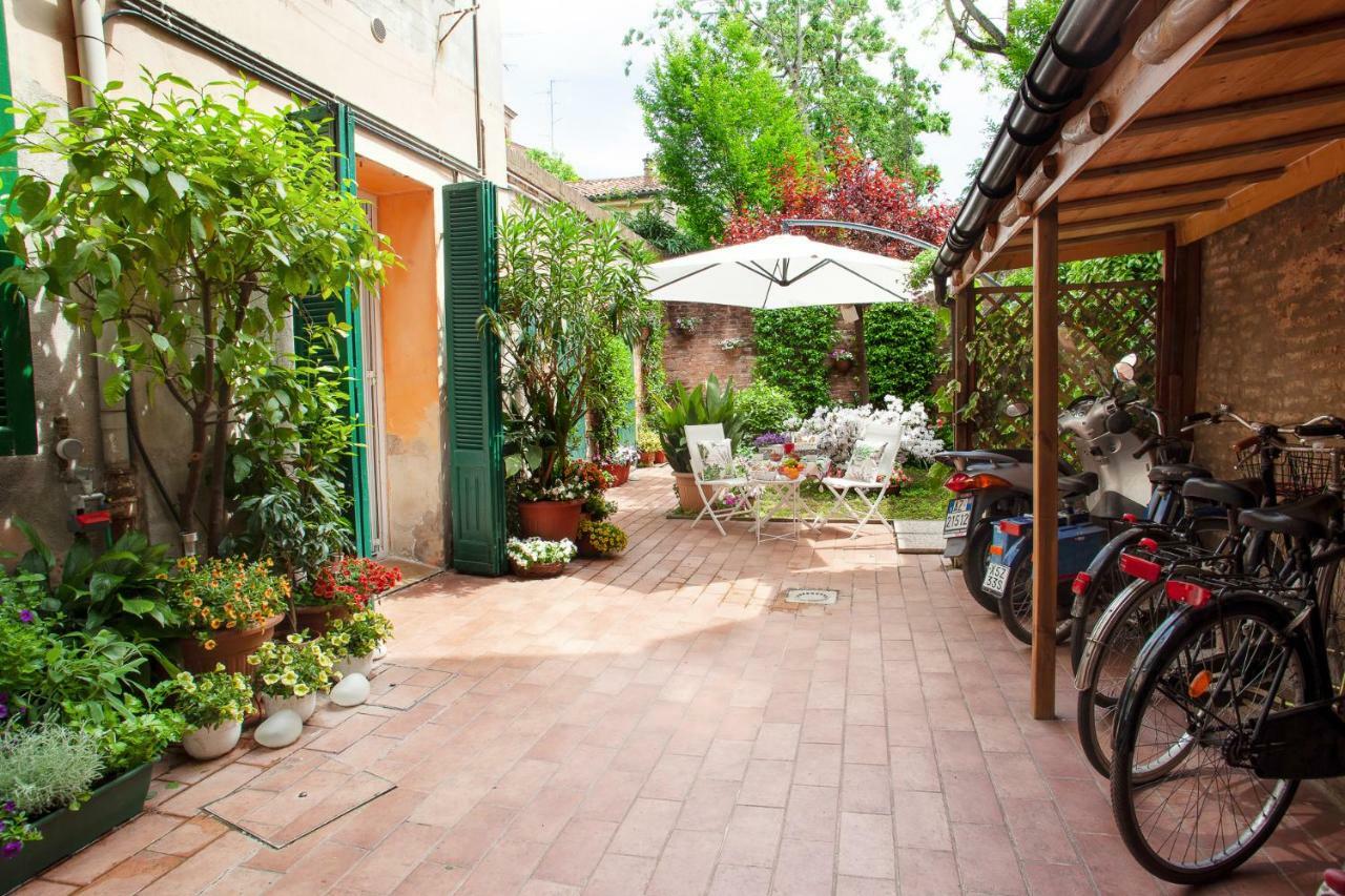 Un'Oasi Di Pace Apartamento Ferrara Exterior foto
