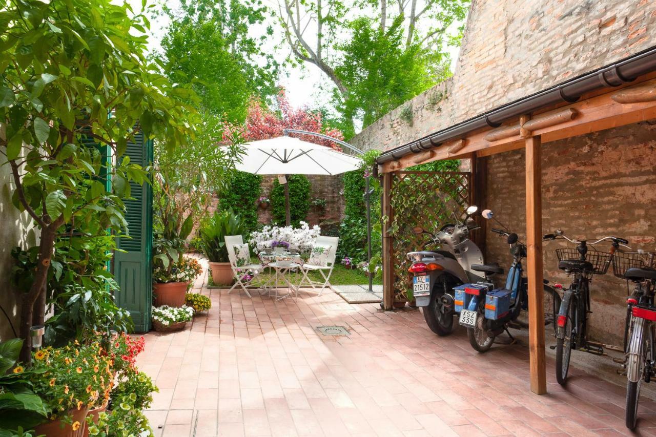 Un'Oasi Di Pace Apartamento Ferrara Exterior foto